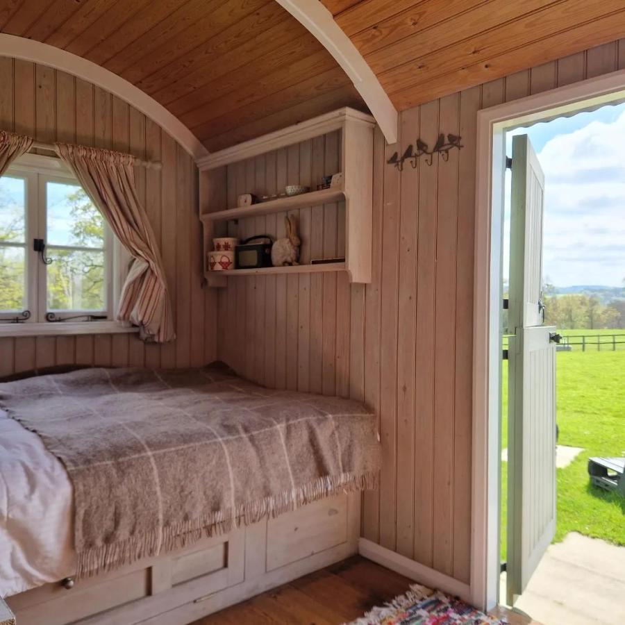 Skylark Shepherds Hut รอยัลทันบริดจ์เวลส์ ภายนอก รูปภาพ